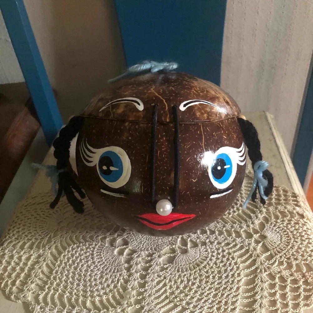 Vintage Coconut Girl Bag